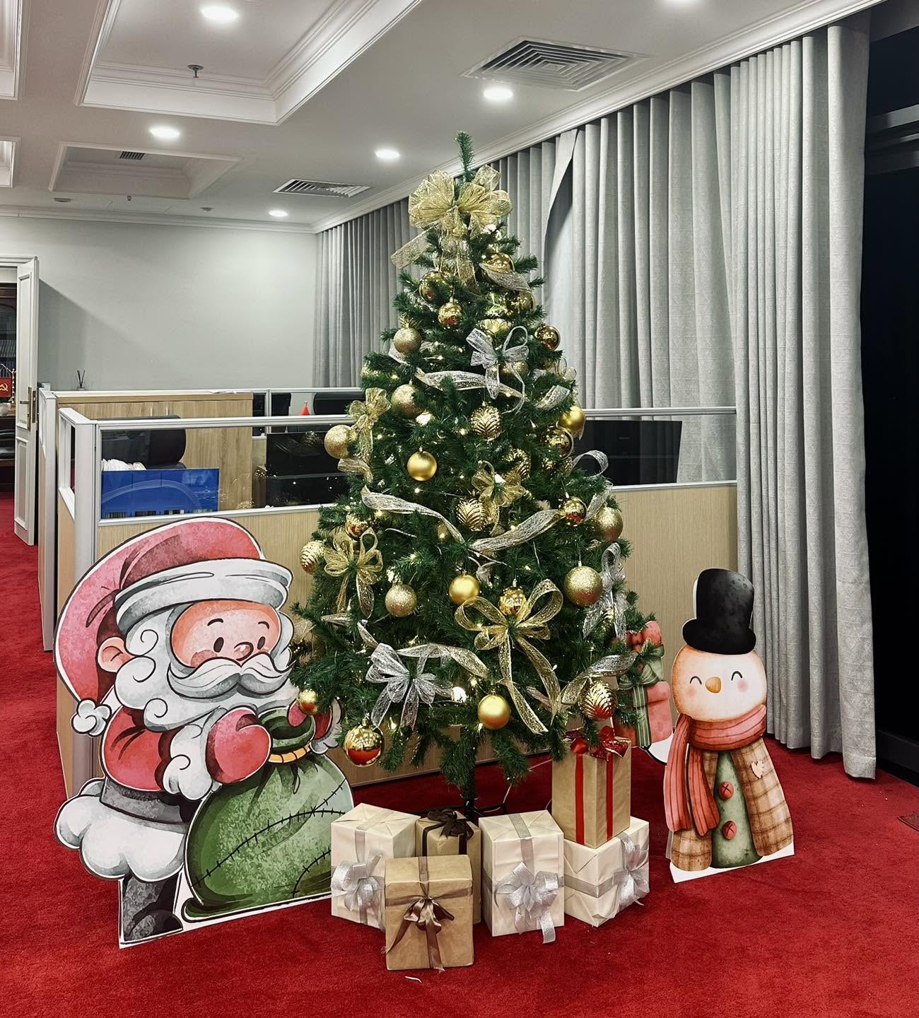 Dịch Vụ Trang Trí Noel Ở Cầu Giấy