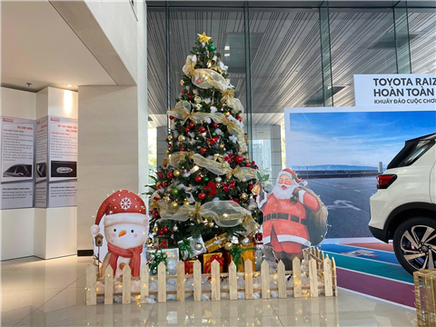Ảnh Trang Trí Noel 2027 ở Dương Đình Nghệ, Cầu Giấy | 0911691080